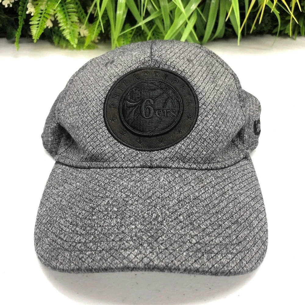 Philadelphia 76ers Hat Cap Snap Back Mens Gray NBA Basketball Ultra Game Casual
